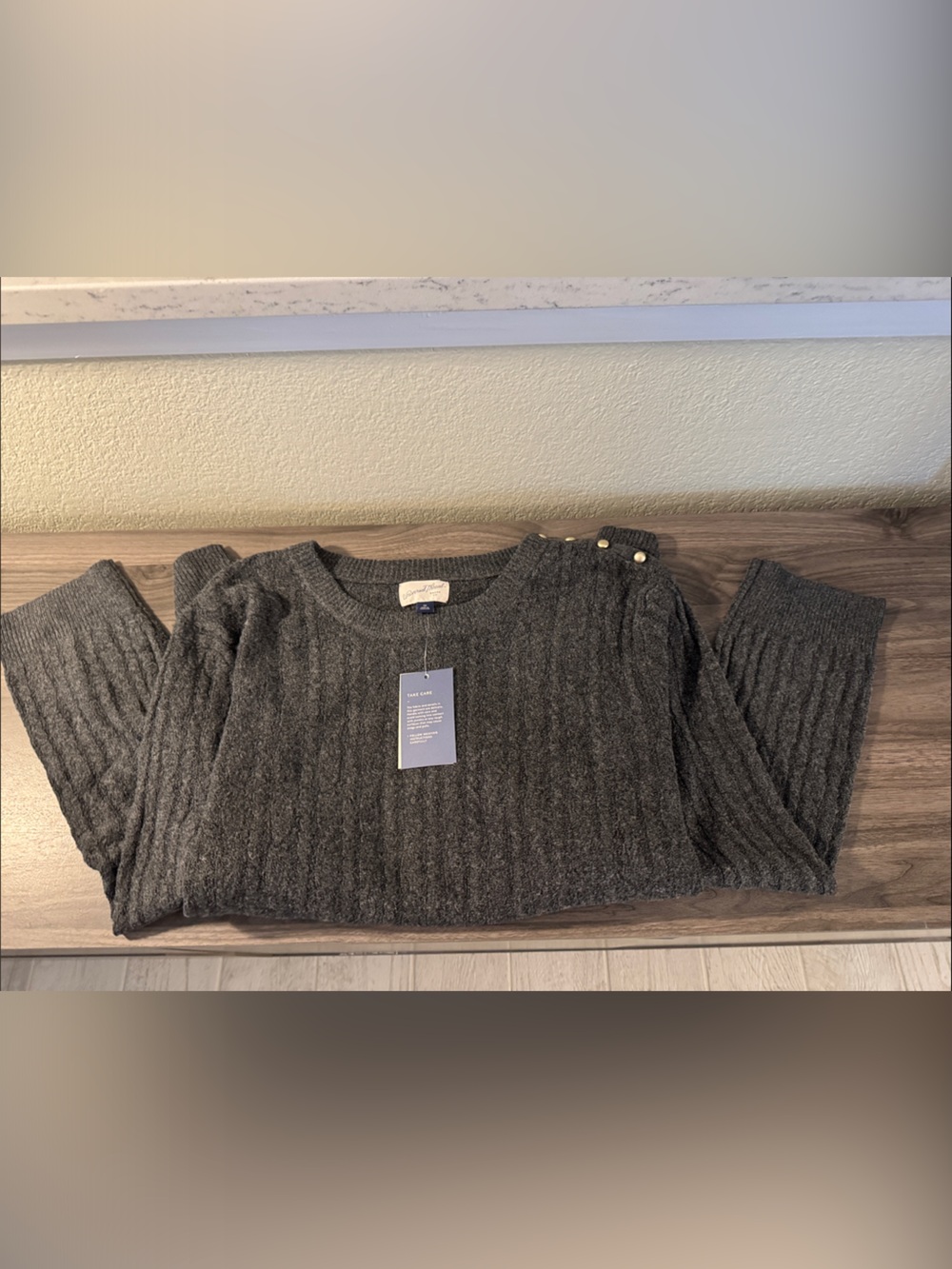 NWT Universal Thread Charcoal Ribbed Crewneck Sweater with Shoulder Buttons, 3X